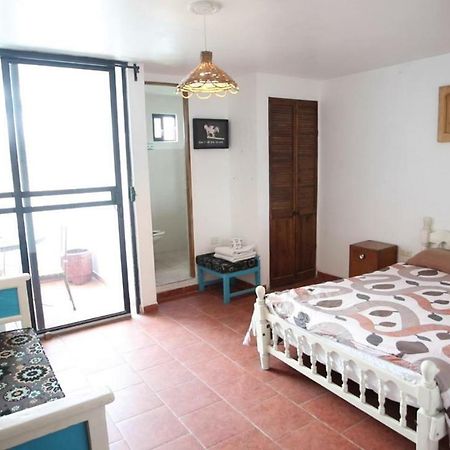 Hostal El Cascabel Чолула Екстер'єр фото
